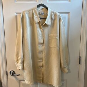 Liz Claiborne Cream Oversized Button Down Shirt